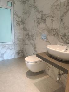 Common Bathroom Image of 800 Sq.ft 2 BHK Apartment / Flat for sale in Kandivali West Mumbai for Rs. 22000000
