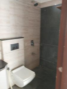 Bathroom Image of 1400 Sq.ft 2 BHK Apartment / Flat for rent in Harni Vadodara for Rs. 16500