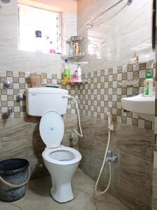 Common Bathroom Image of 750 Sq.ft 2 BHK Apartment / Flat for rent in Garia, Sonarpur Kolkata for Rs. 17500