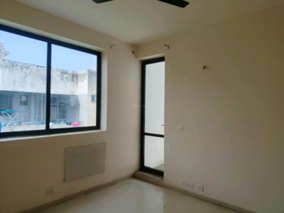 Bedroom Image of 1340 Sq.ft 3 BHK Apartment / Flat for sale in Mapsko Paradise, Sector 83 Gurgaon for Rs. 12800000