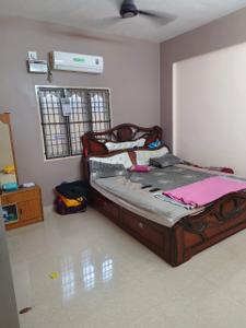 Bedroom Image of 2400 Sq.ft 3 BHK Builder Floor for rent in Arcot Ranipet for Rs. 16000