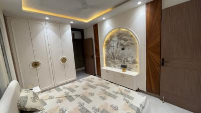 Bedroom Image of 1340 Sq.ft 4 BHK Apartment / Flat for sale in Nawada New Delhi for Rs. 14500000