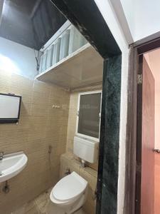 Bathroom Image of 430 Sq.ft 1 BHK Apartment / Flat for rent in DB Ozone, Dahisar East Mumbai for Rs. 18000