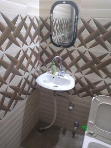 Bathroom Image of 1050 Sq.ft 1 BHK Builder Floor for sale in Bulanala Varanasi for Rs. 4000000