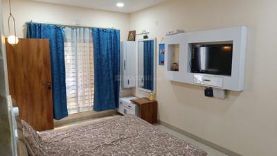Bedroom Image of 3000 Sq.ft 3 BHK Independent House for rent in Shalimar Township, Scheme No 114 Indore for Rs. 50990