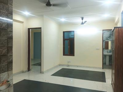 Living Room Image of 1000 Sq.ft 2 BHK Builder Floor for rent in Sector 110A Gurgaon for Rs. 21000
