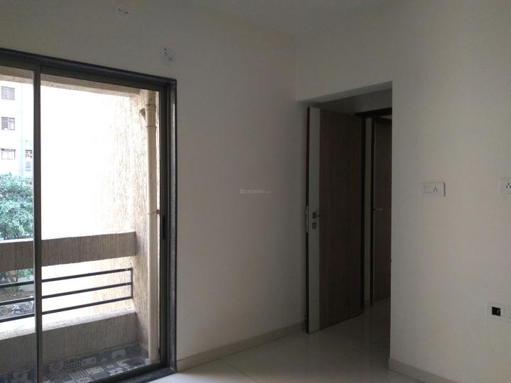 Evershine Amavi 303 Main Image 1