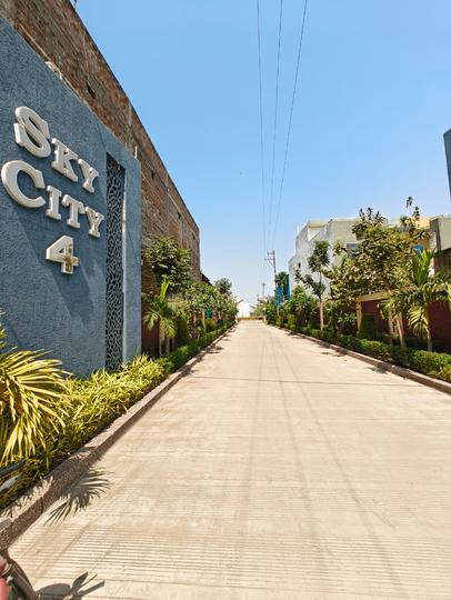 Super Corridor Main Image 1