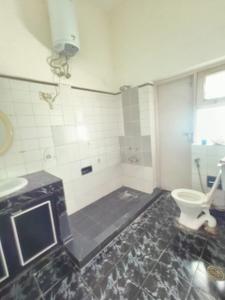 Image of 8000 Sq.ft 3.5 BHK Builder Floor for rent in Hauz Khas, New Delhi for Rs. 325000