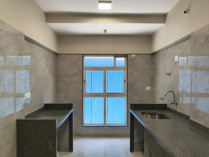 Dadar West Main Image 1