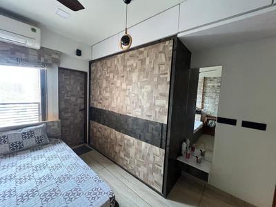 Bedroom Image of 2550 Sq.ft 4 BHK Apartment / Flat for sale in Sun Skypark, Ambli Ahmedabad for Rs. 25100000