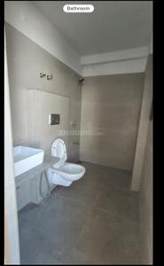 Bathroom Image of 1000 Sq.ft 3 BHK Apartment / Flat for rent in Sumeru One, Paldi Ahmedabad for Rs. 29000
