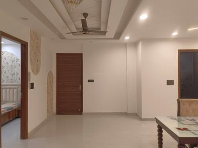 Living Room Image of 1350 Sq.ft 4 BHK Apartment / Flat for sale in Sector 38 Rohini New Delhi for Rs. 11000000