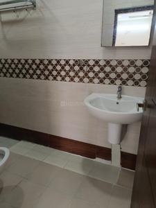 Bathroom Image of 2200 Sq.ft 3 BHK Apartment / Flat for rent in Somajiguda Hyderabad for Rs. 50000