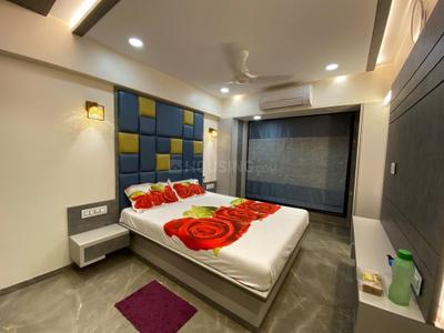 Bedroom Image of 1100 Sq.ft 2 BHK Apartment / Flat for rent in Rashi Tower, Goregaon East Mumbai for Rs. 78000
