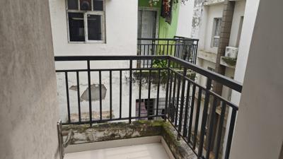 Balcony Image of 735 Sq.ft 2 BHK Apartment / Flat for rent in Atri Green Valley, Narendrapur Kolkata for Rs. 10500