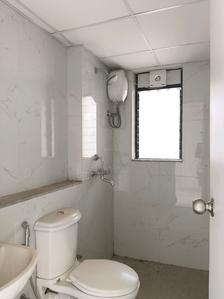 Common Bathroom Image of 1256 Sq.ft 3 BHK Apartment / Flat for rent in Runwal Garden City Cluster 11 Tower 1 2, Dombivli East Thane for Rs. 25000