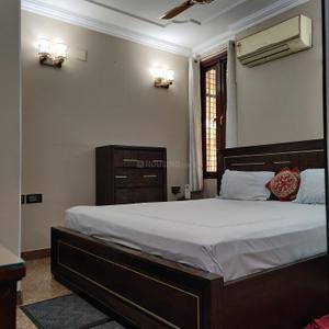 Bedroom Image of 500 Sq.ft 1 RK Builder Floor for rent in Lajpat Nagar New Delhi for Rs. 25000