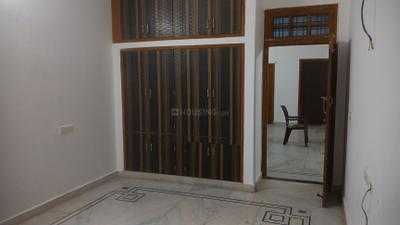 Bedroom Image of 1400 Sq.ft 2 BHK Builder Floor for rent in Gomti Nagar Lucknow for Rs. 13000