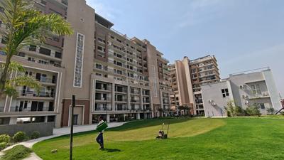 Image of 1656 Sq.ft 4 BHK Apartment / Flat for sale in Hi Greens, Peer Muchalla, Zirakpur for Rs. 14000000