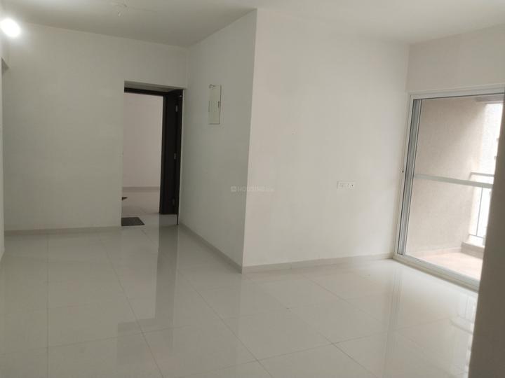 Mantra 29 Gold Coast Phase 7 Living Room 1