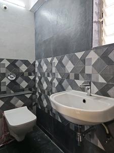 Common Bathroom Image of 2760 Sq.ft 3 BHK Apartment / Flat for sale in Koregaon Park Pune for Rs. 50000000