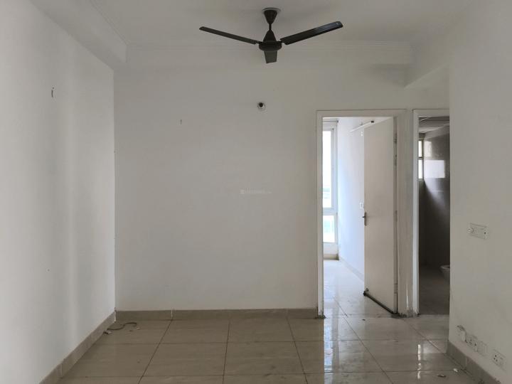 Gaur City 7th Avenue Main Image 1