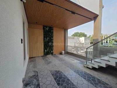 Balcony Image of 3000 Sq.ft 4 BHK Independent House for sale in Chitaipur Varanasi for Rs. 19500000