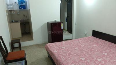 Bedroom Image of 250 Sq.ft 1 RK Apartment / Flat for rent in Malviya Nagar New Delhi for Rs. 17000