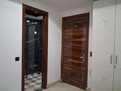 Bedroom Image of 1750 Sq.ft 4 BHK Apartment / Flat for sale in JMD Siddhi Vinayak, Sector 73 Noida for Rs. 8300000