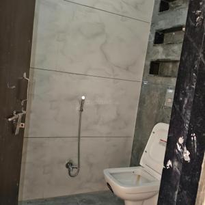 Bathroom Image of 2000 Sq.ft 3 BHK Independent House for rent in Nipania Indore for Rs. 30000