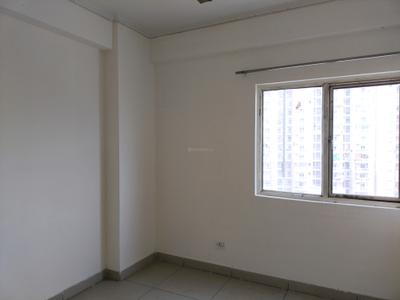Bedroom Image of 800 Sq.ft 2 BHK Apartment / Flat for sale in Panchsheel Greens, Noida Extension Greater Noida for Rs. 6650000