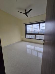 Bedroom Image of 900 Sq.ft 2 BHK Apartment / Flat for sale in The Atmosphere Phase 1, Mulund West Mumbai for Rs. 18000000