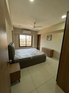Bedroom Image of 3375 Sq.ft 4 BHK Apartment / Flat for rent in Shilp Paradise, Bodakdev Ahmedabad for Rs. 130000