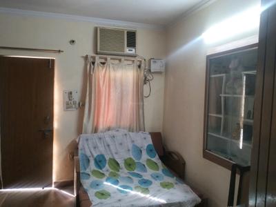 Bedroom Image of 1250 Sq.ft 2 BHK Apartment / Flat for sale in Vikaspuri New Delhi for Rs. 10000000