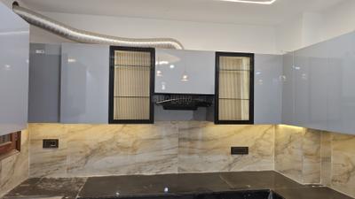 Kitchen Image of 1400 Sq.ft 3 BHK Apartment / Flat for sale in Shalimar Garden Ghaziabad for Rs. 11500000