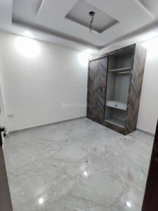 Bedroom Image of 750 Sq.ft 2 BHK Builder Floor for sale in Pitampura New Delhi for Rs. 7000000