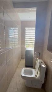 Image of 1100 Sq.ft 2 BHK Apartment / Flat for sale in Vile Parle West, Mumbai for Rs. 35500000