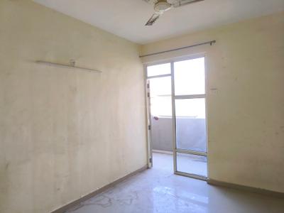 Bedroom Image of 700 Sq.ft 2 BHK Apartment / Flat for rent in Pyramid Elite, Sector 86 Gurgaon for Rs. 15000