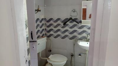 Image of 1600 Sq.ft 4 BHK Apartment / Flat for sale in Ekta Gardens, Patparganj, New Delhi for Rs. 30000000
