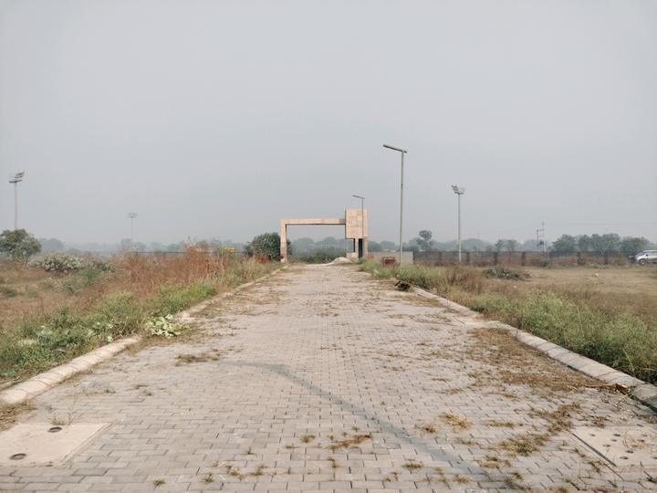 Adore Smart City Main Image 1