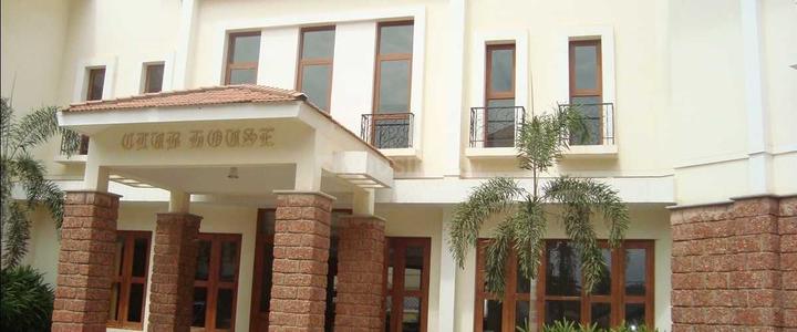 Vaswani Whispering Palms Main Image 1