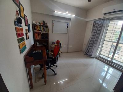 Bedroom Image of 1300 Sq.ft 3 BHK Apartment / Flat for rent in Rosa Bella, Hiranandani Estate Thane for Rs. 45000