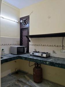 Kitchen Image of 730 Sq.ft 2 BHK Builder Floor for rent in Tilak Nagar New Delhi for Rs. 25000