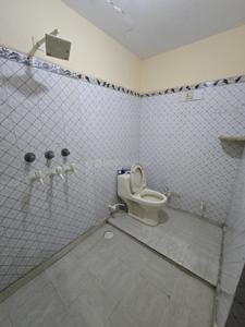 Bathroom Image of 700 Sq.ft 1 RK Independent House for rent in Pratap Vihar Ghaziabad for Rs. 15000