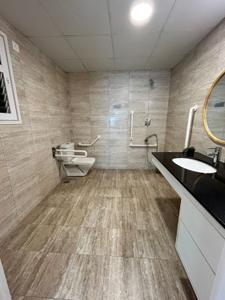 Bathroom Image of 1250 Sq.ft 3 BHK Apartment / Flat for sale in Godrej Azure Phase 3, Padur Chennai for Rs. 10000000