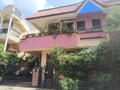 Image of 6100 Sq.ft 5 BHK Duplex for sale in Dilsukh Nagar, Hyderabad for Rs. 60000000