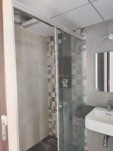 Bathroom Image of 1466 Sq.ft 3 BHK Apartment / Flat for rent in Casagrand Zenith, Medavakkam Chennai for Rs. 42000