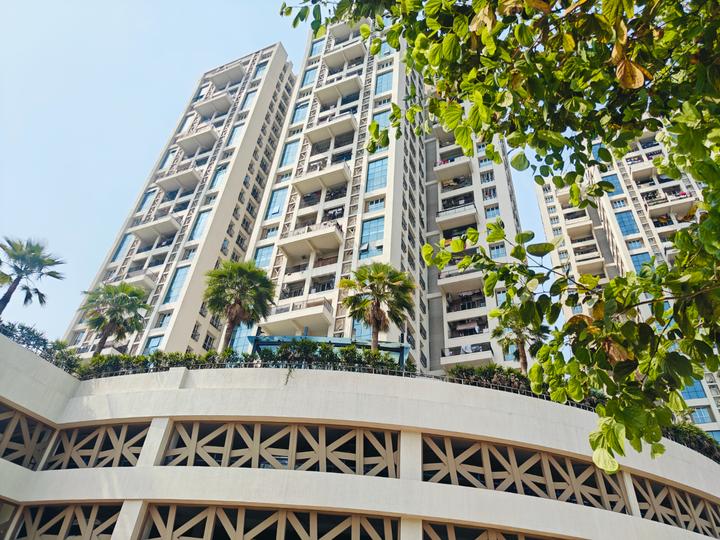Alcove Flora Fountain Main Image 1