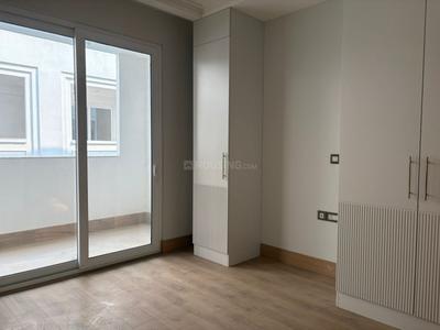 Bedroom Image of 3200 Sq.ft 4.5 BHK Builder Floor for sale in DLF The Grove, DLF Phase 5 Gurgaon for Rs. 91000000